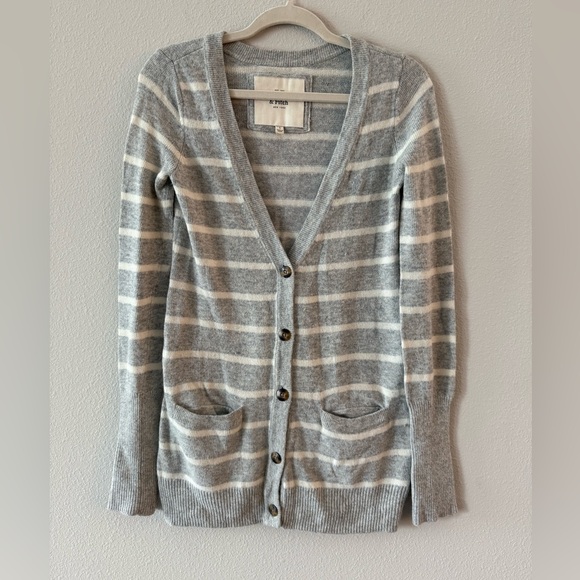 Abercrombie & Fitch Sweaters - Abercrombie & Fitch Heather Gray and Cream Striped Cardigan